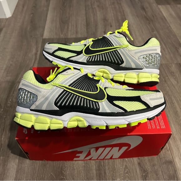 Nike Vomero 5 air zoom size 10 new - Picture 1 of 6